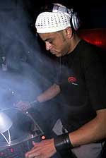  Roberto Quantez Ingram aka DJ Mixmaster Bee 